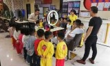 剪头发小游戏大全(理发店剪头发的游戏)